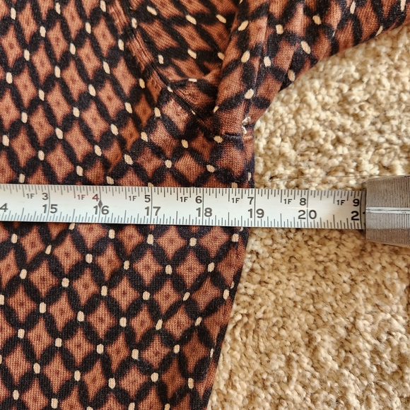 NWT Charter Club Cardigan Size Medium Petite Colors Brown Black & Tan - Picture 3 of 7